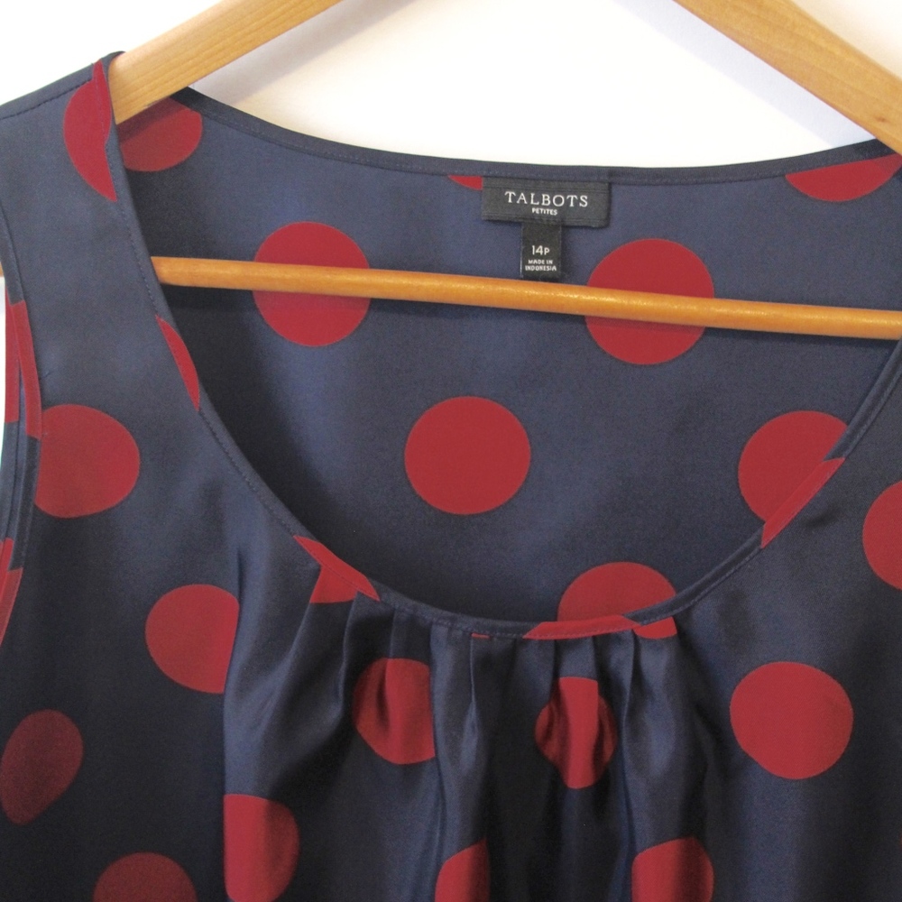 Woman's Talbot's Raspberry Blazer - Picture 2 of 3